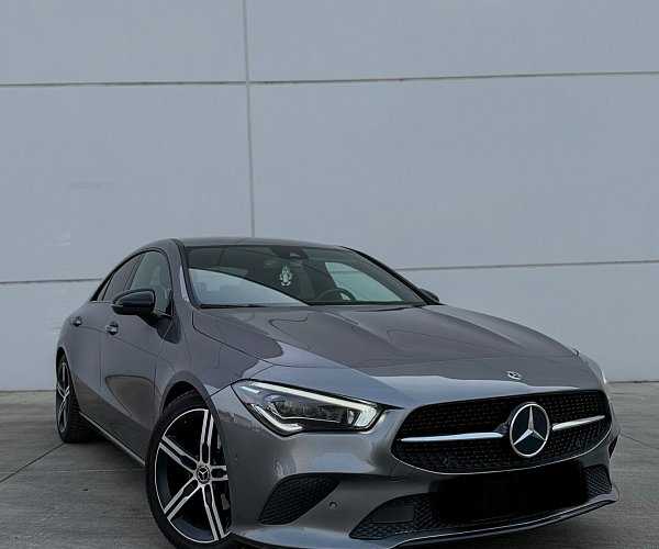 Mercedes-Benz CLA 180D